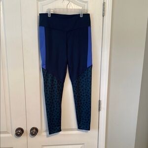 JoyLab Navy and Green Leggings with Flower Accents Size Large